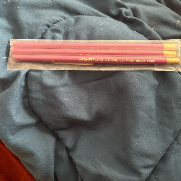 Vintage Fabric Pencils by Lee Wards - Picture 2 of 2